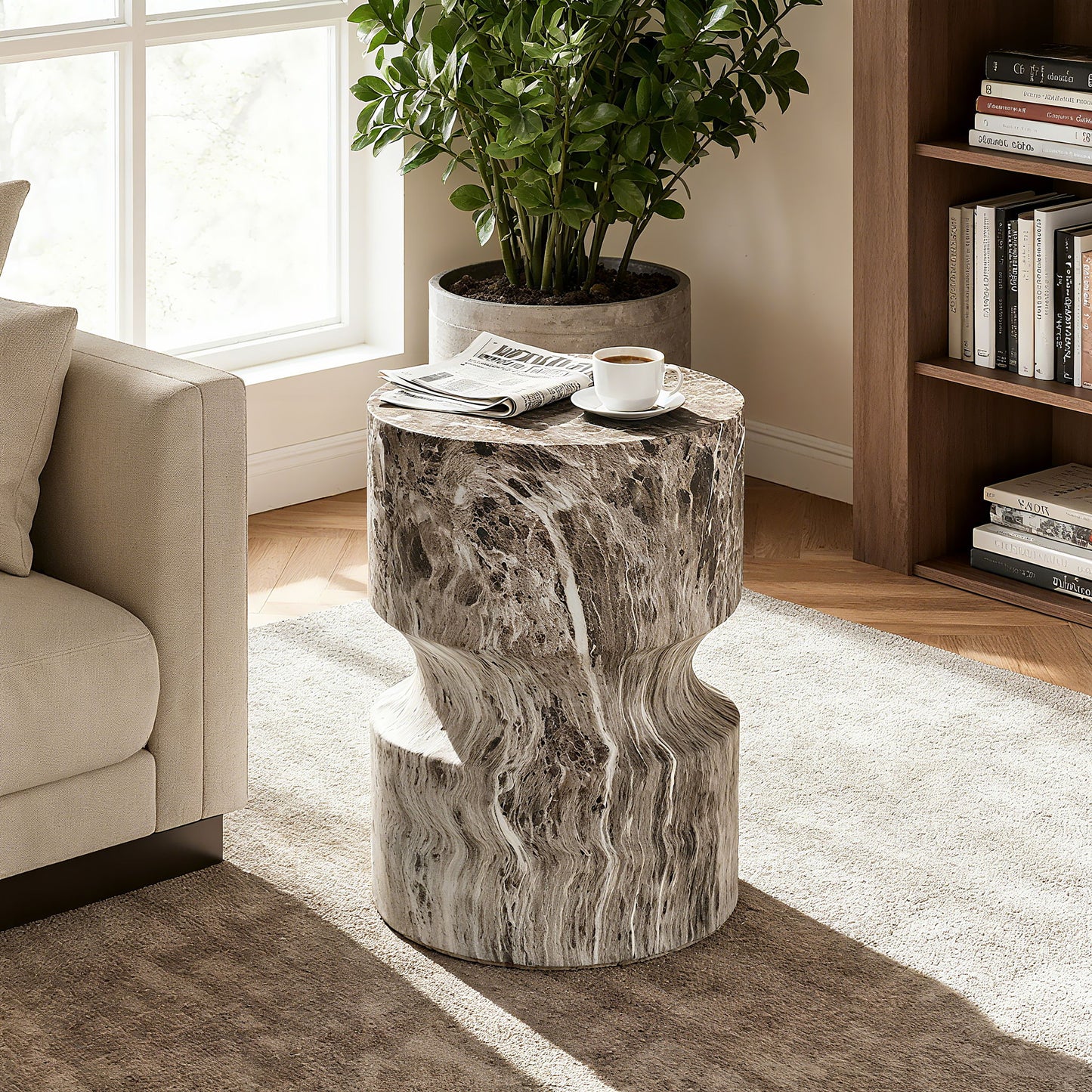 Outdoor Geometric Round End Table - Marble Home Essentials